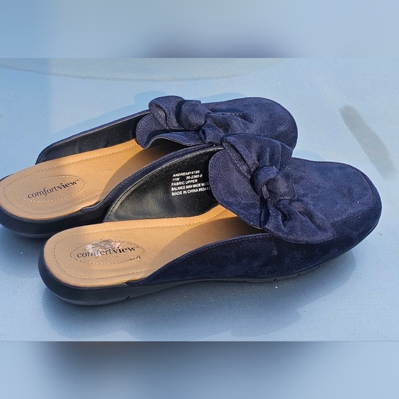 COMFORTVIEW ANDREA #14195 11 Wide Navy Flats Shoes Suede Finish - Picture 3 of 7